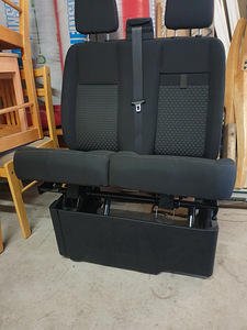 Autoosad - Ford Transit 2.0 95 kw (10 foto / 10)