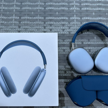 Airpods Max Sky Blue