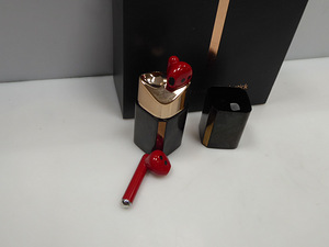 Kõrvaklapid Huawei lipstick earbuds karbis (4 foto / 5)