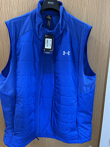 Under Armour (3 фото из 3)