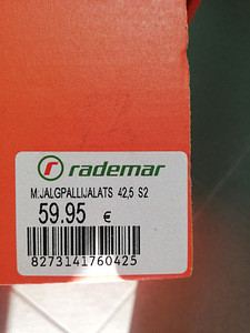 Jalgpallibutsid Nike Legend 9 Club, suurus 42,5 (27 cm.) (5 foto / 5)