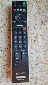 Televiisor SONY BRAVIA 32" puldiga!!! (4 foto / 4)