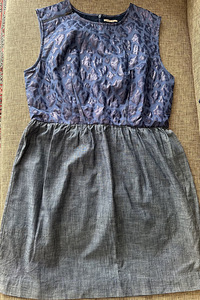 Tommy Hilfiger kleit (1 foto / 1)