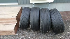225/55R18 (2 фото из 6)