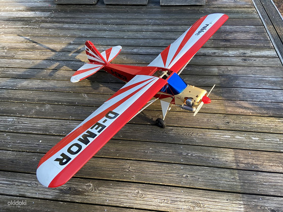 Модель самолета PIPER Super Cub D-EMOR