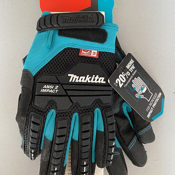 Продам новые рабочие перчатки Makita