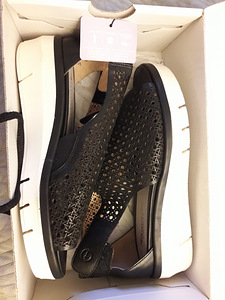 Nahast sandaalid Tamaris s. 39(38,5) (1 foto / 10)