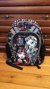 Koolikott Monster high (1 foto / 3)