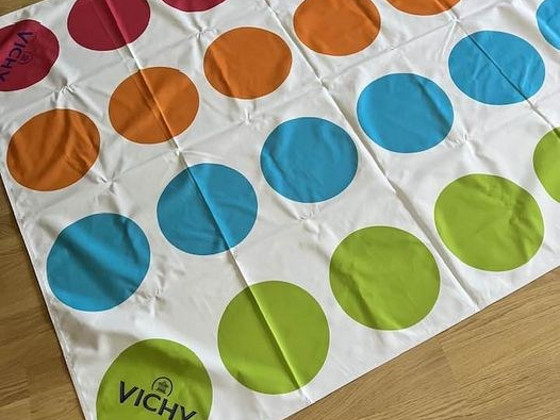 ПРОДАМ TWISTER Напольная игра