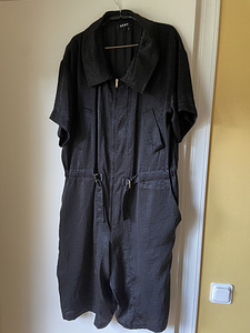 DKNY jumpsuit, suurus L (1 foto / 3)
