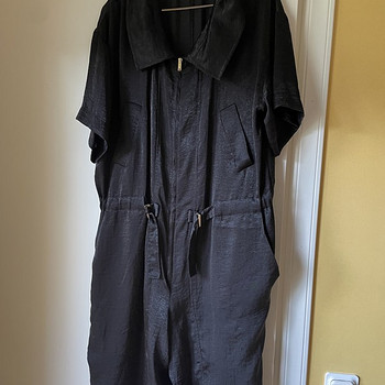 DKNY jumpsuit, suurus L
