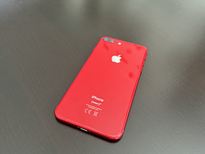 iPhone 8 Plus 256GB (2 фото из 3)