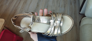 Кожаные сандалии Okaidi 31 (1 фото из 3)