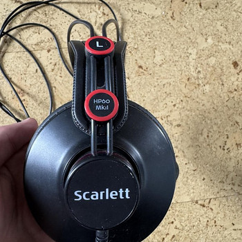 Scarlett studio kõrvaklapid