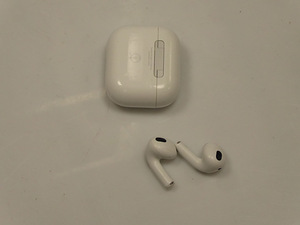 Kõrvaklappid Apple AirPods 3 (6 foto / 6)