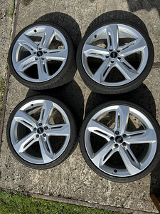 Оригинальные литые диски Audi A6 c7 r21 (1 фото из 10)