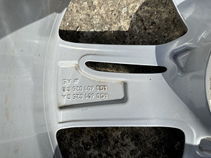 Оригинальные литые диски Audi A6 c7 r21 (5 фото из 10)