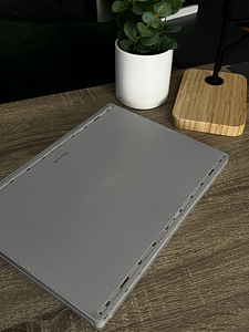 Surface book 2 (3 foto / 4)