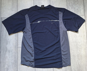 T-shirt Nike (1 foto / 5)