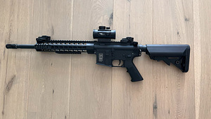 Airsoft varustus - relvad, plaadikandja, püksid, nodi (5 foto / 10)
