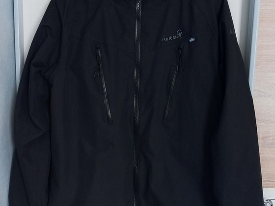 Isbjörn Hard Shell черный 170/176