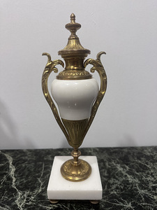 Антикварные часы (4 фото из 10)