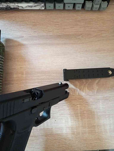 Airsoft Glock 17 Gen 4 WE (3 фото из 3)