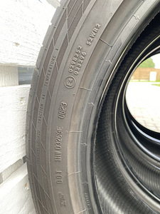 CONTINENTAL CONTISPORTCONTACT 5 235/45 R20 (4 фото из 6)