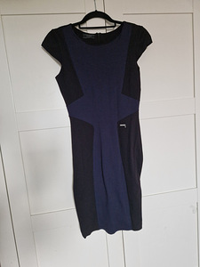 Guess kleit S (1 foto / 5)