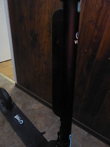 Самокат Velt X8 pro Smart Scooter + Зарядка (4 фото из 7)