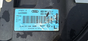 Фары Audi A4 2001 (4 фото из 4)