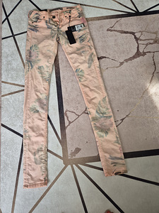Брюки Guess (1 фото из 4)