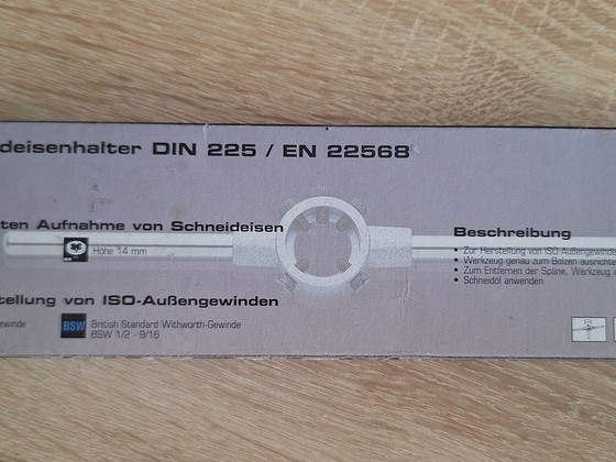 Maatriksihoidik EVENTUS DIN 225 / EN 22568 (38 x 14 mm)