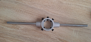 Maatriksihoidik EVENTUS DIN 225 / EN 22568 (38 x 14 mm) (3 foto / 4)