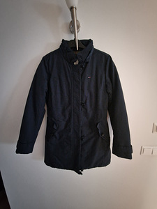 Tommy Hilfiger jope (1 foto / 4)