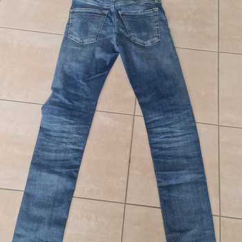 Calvin Klein teksad suurus 28/34