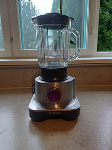 Blender Kenwood (1 foto / 3)