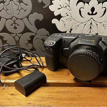 Blackmagic 4K kere + adapter