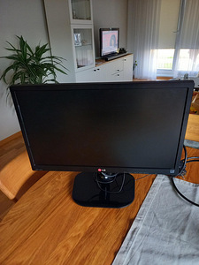 LG 21 Screen (1 фото из 2)