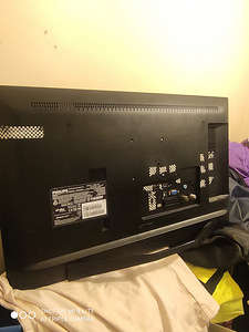 Телевизор Philips 24 (2 фото из 10)