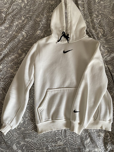 Толстовка Nike (1 фото из 3)