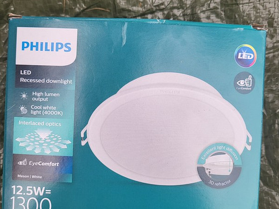 Philips 12.5=1300 люмен лампа