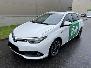 АРЕНДА АВТОМОВИЛЯ BOLT | AUTORENT TOYOTA AURIS HYBRID + LPG (7 фото из 9)