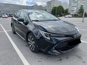 Аренда автомобиля в такси BOLT TOYOTA COROLLA HYBRID LPG (8 фото из 10)
