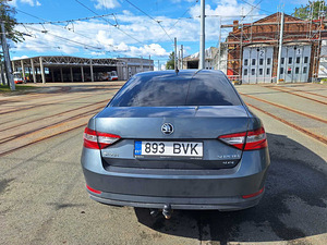 Skoda superb (4 фото из 5)
