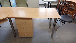 Продам офисный стол (3 фото из 9)