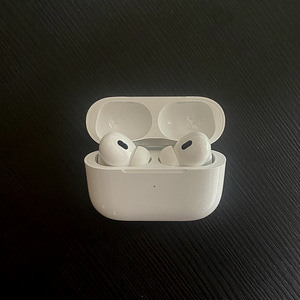 AirPods Pro (2nd generation) (2 foto / 3)