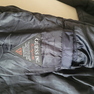 Зимнее пальто GUESS.L (6 фото из 8)