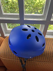 BMX шлем (1 фото из 3)