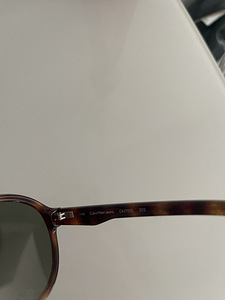 Солнечные очки Calvin Klein Jeans (5 фото из 6)